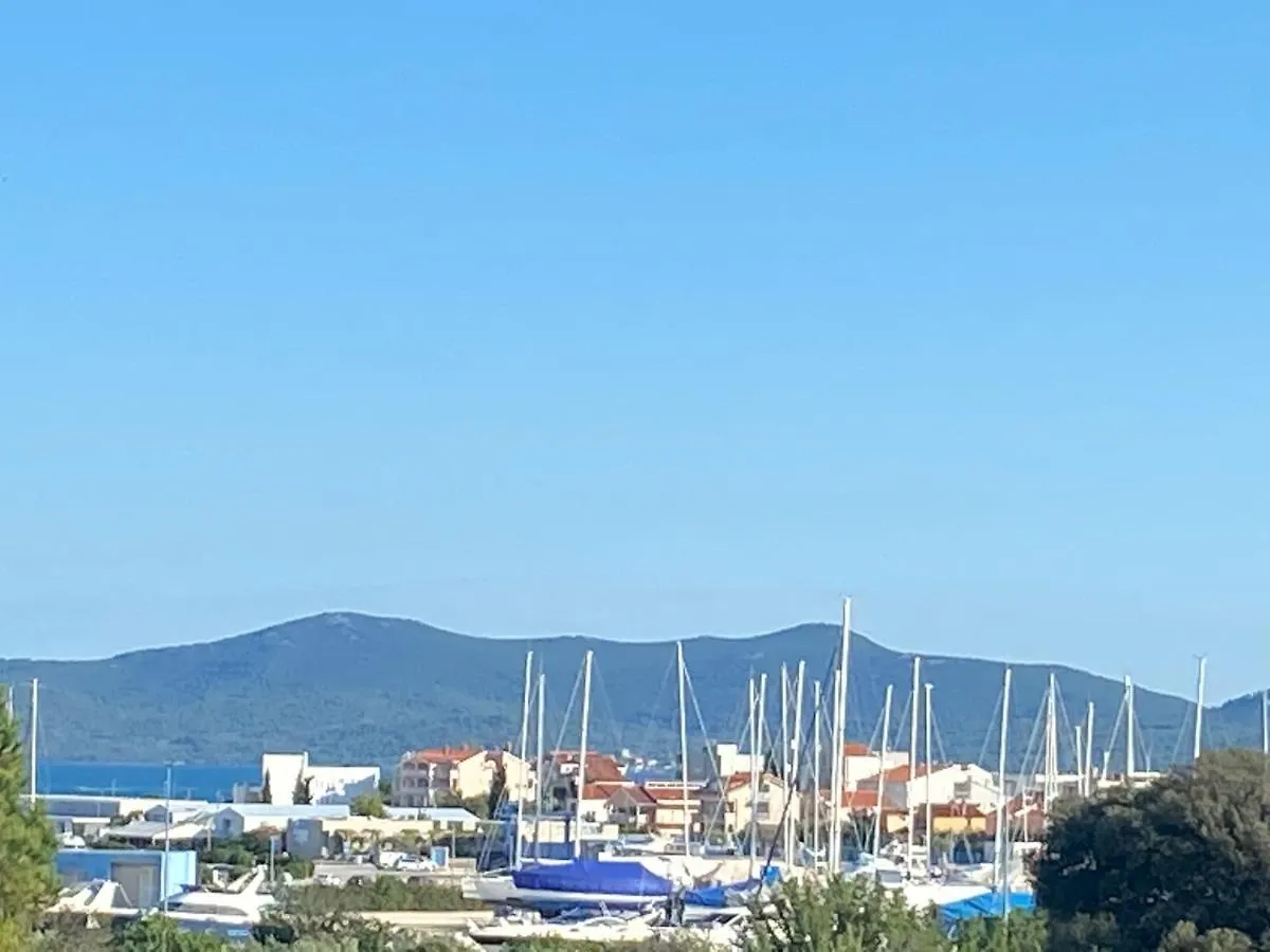 Apartmani Leona