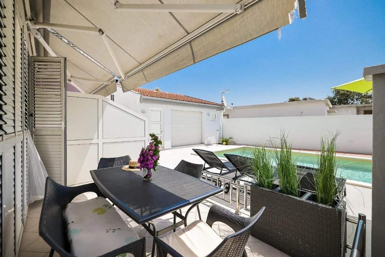 Apartmani Leona 0*, Bibinje Croatia